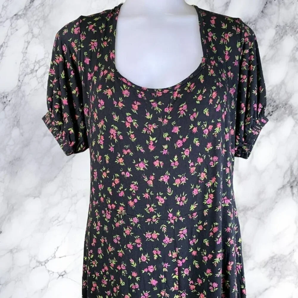 NastyGal Floral Print Square Neck Fitted Jumpsuit - Picture 9 of 12